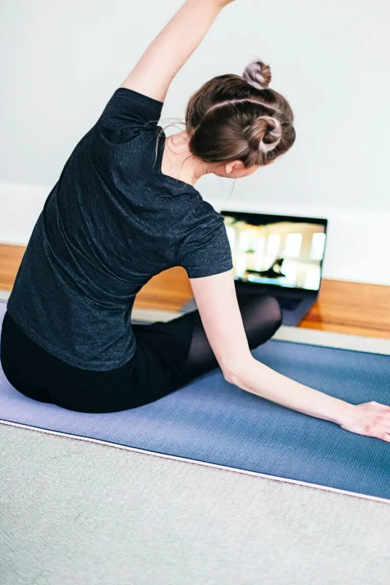 Corsi di yoga online: come prepararsi
